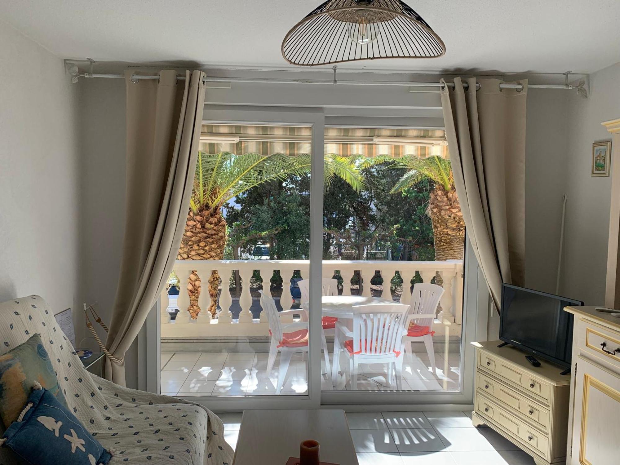 Ferienwohnung Le Tropical Fréjus Exterior foto